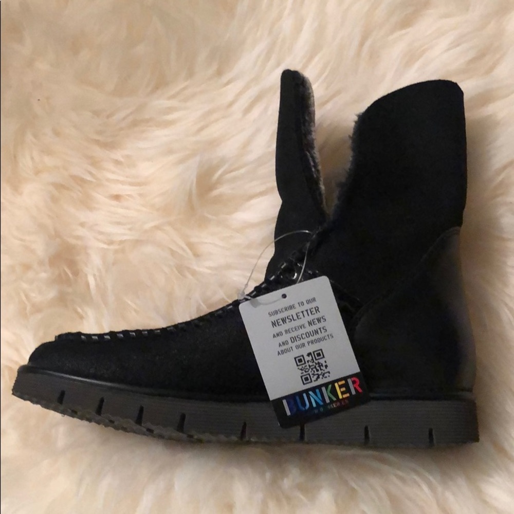 Women boots with fur lined